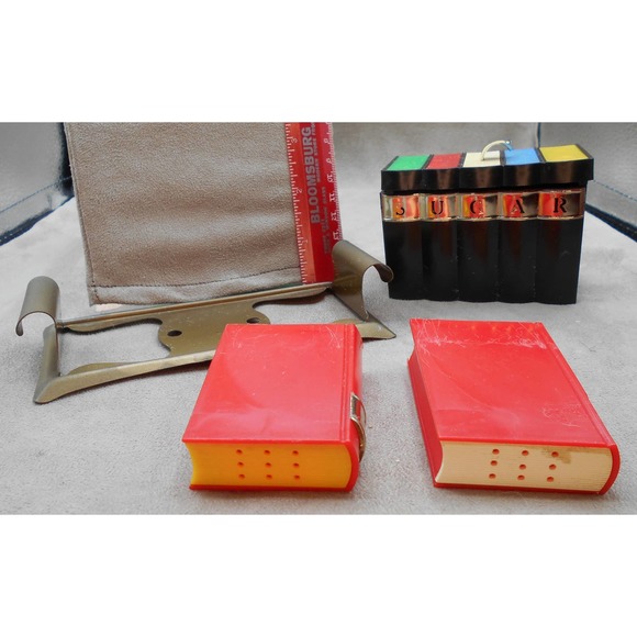 Vintage Bookshelf Salt & Pepper Shaker Set w/Sugar Container Davis Prod. 1950s - Picture 10 of 13